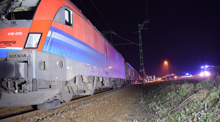 Halálos gázolás miatt áll a forgalom a dél-balatoni vasútvonal egy szakaszán/ Fotó: police.hu