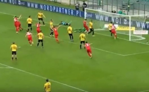 Gol bramkarza przesądził o spadku GKS Katowice do 2. ligi [WIDEO]