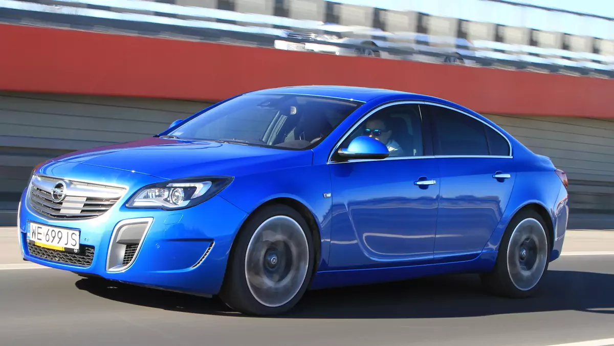 Opel Insignia OPC (7)