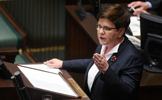 Eksperci: Rząd Beaty Szydło robi dobrą politykę gospodarczą