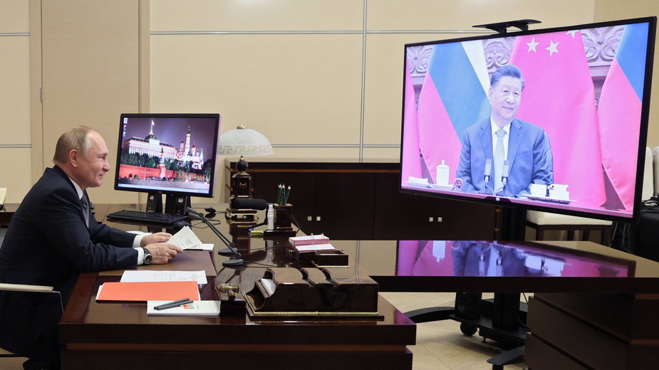 Xi Jinping i Władimir Putin podczas rozmowy w połowie grudni 2021 r.