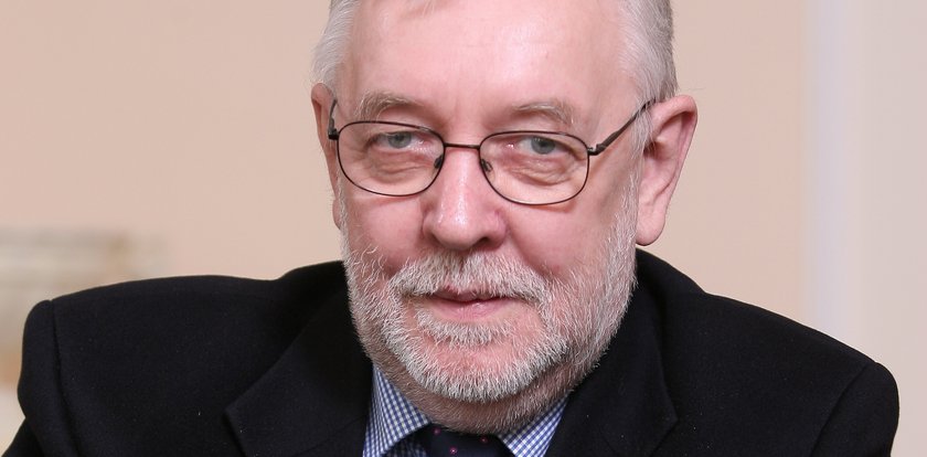 Prof. Stępień: Należy odwrócić tendencję centralizacji państwa [WYWIAD]