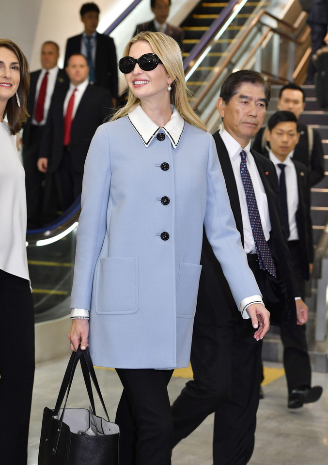 Ivanka Trump w trzech stylizacjach w Japonii