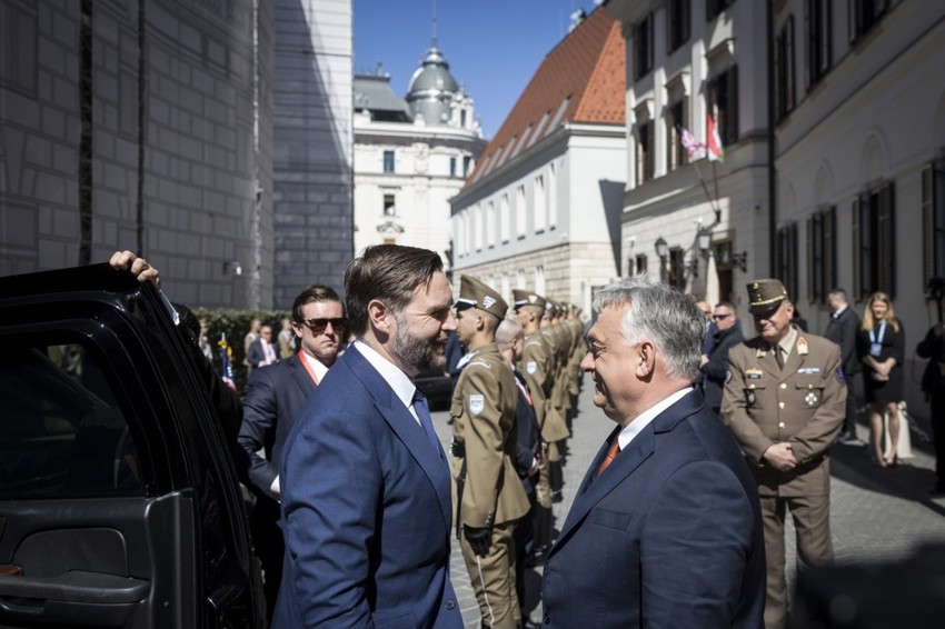 Viktor Orban i Džej Di Vens u Budimpešti 7. aprila