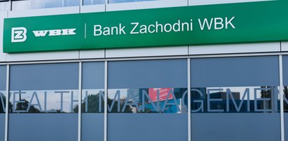 Bank winduje opłaty. Klientom wysyła coś takiego