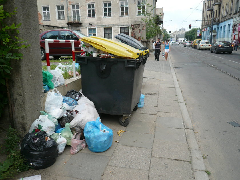 Miasto oblicza, jakie ponosi koszty za odbiór śmieci