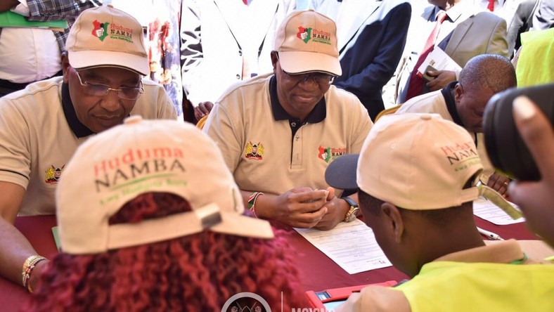 PS Karanja Kibicho and Nyandarua Governor Francis Kimemia during the pilot phase of Niims at Nyandarua (Twitter)