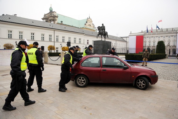 Incydent przed Pałacem Prezydenckim