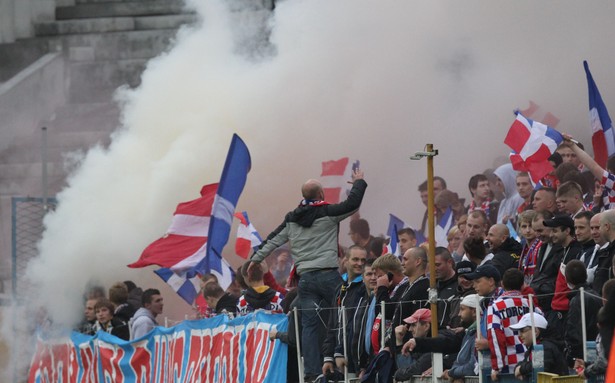 Kibole Górnika Zabrze zrobili zadymę w Niemczech. WIDEO