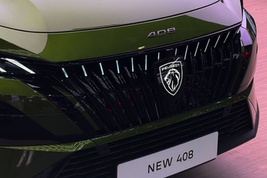 Tak wygląda nowy Peugeot. Flagowy model ma silnik 1.6 i 240 KM