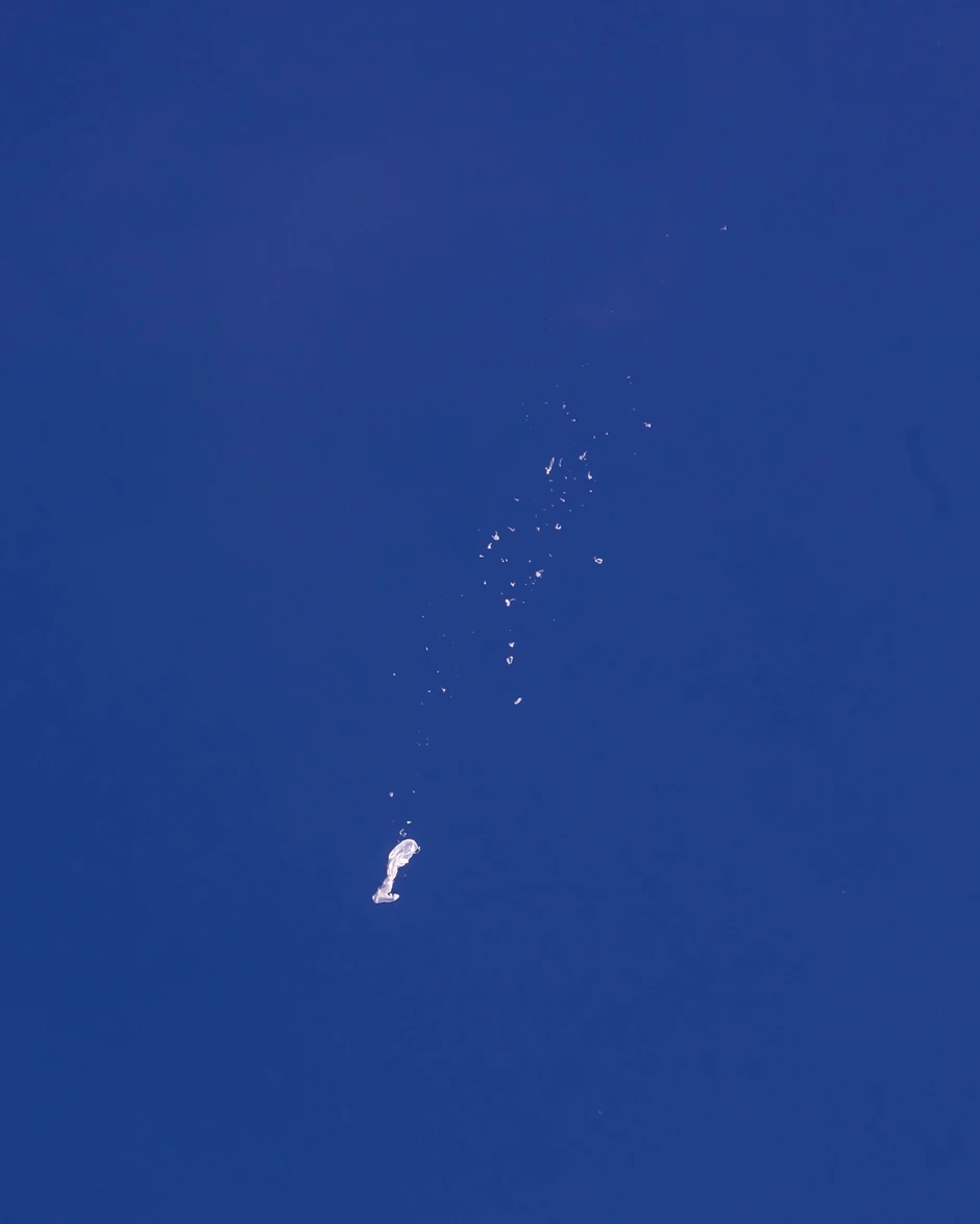 Kineski balon iznad Atlantskog okeana