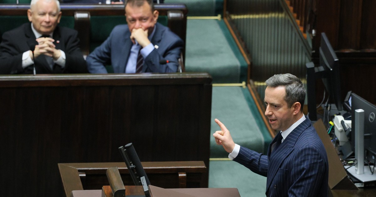 Szczwany ruch Kaczyńskiego. Tak chce wypełnić wyrwę po Morawieckim