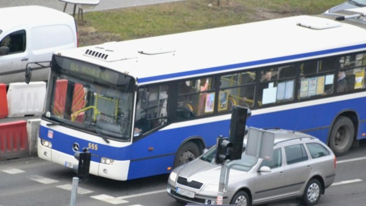 Od 22 do 30 kwietnia wprowadzone zostaną zmiany w funkcjonowaniu komunikacji miejskiej w Bydgoszczy - informuje portal mmbydgoszcz.pl.