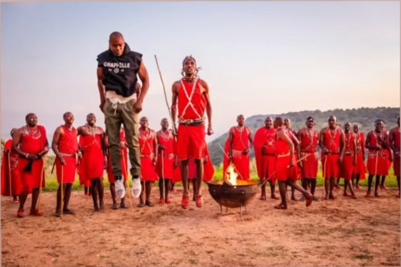 Dave Chappelle enjoying his vacation at the Maasai Mara Game Reserve. Photo Credit: Candytman