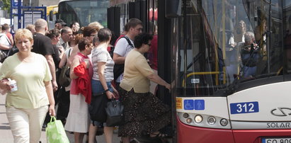 Odbierz kartę ŚKUP, znikają papierowe bilety