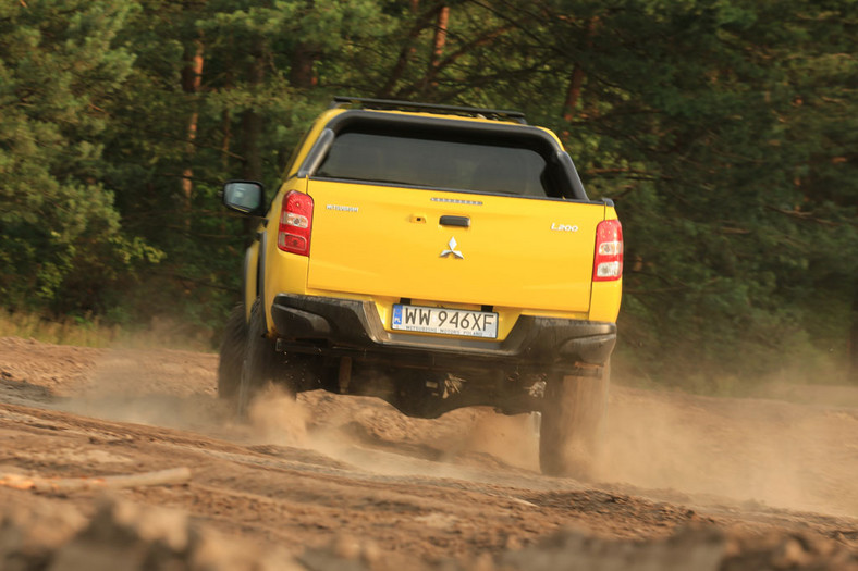 Mitsubishi L200 Monster - potwornie pracowity