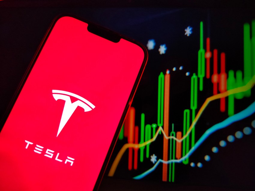 Tesla logo