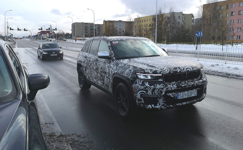Jeep Grand Cherokee nowej generacji przyłapany w Suwałkach