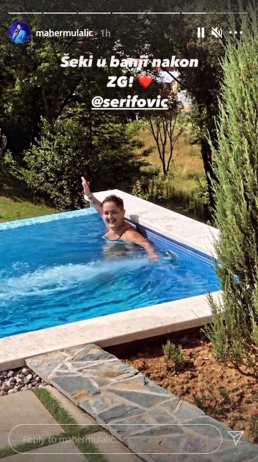 Marija Šerifović u kupaćem