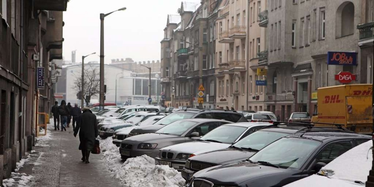 Gdzie w Poznaniu zaparkujesz taniej