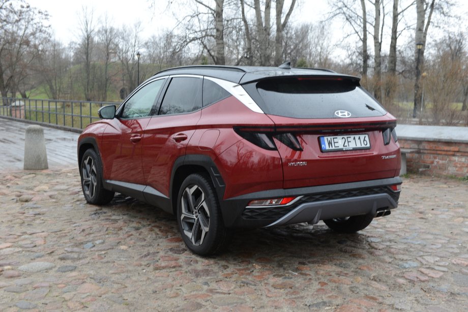 Hyundai Tucson to jeden z ciekawiej zaprojektowanych, kompaktowych SUV-ów.