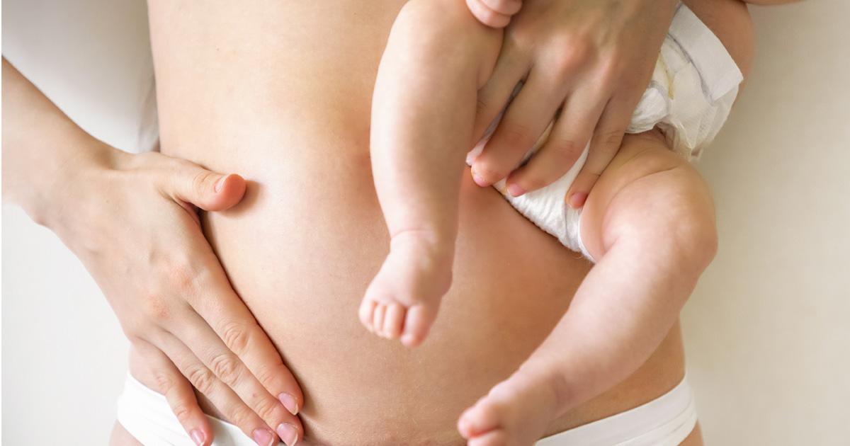 6 tipp, hogy szülés után is feszes legyen a bőr a hasadon