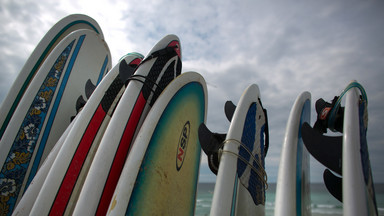 W Walii powstał park wodny z najdłuższą sztuczną falą dla surferów