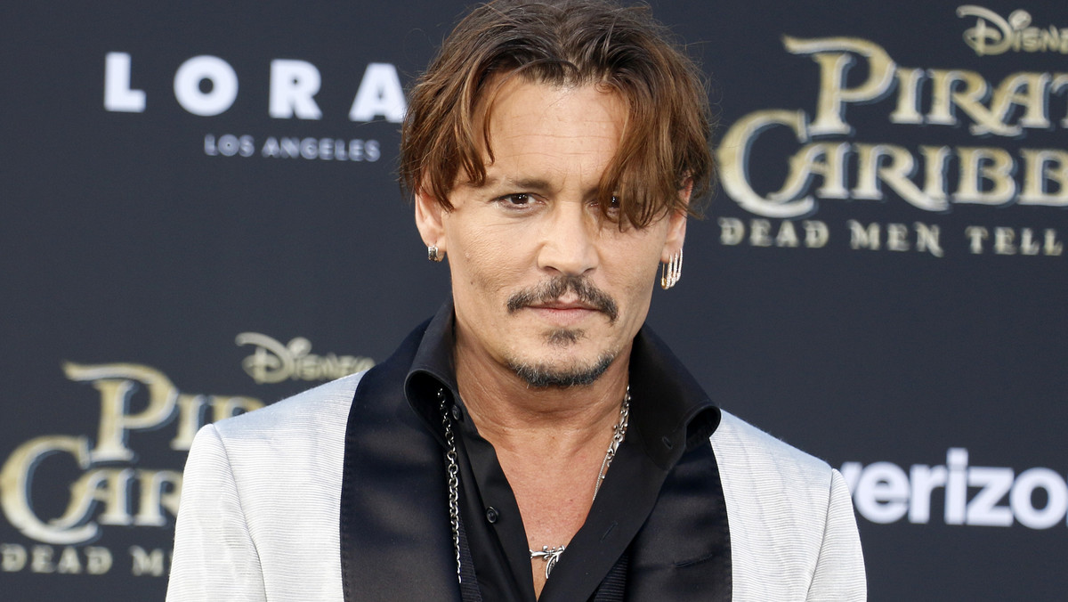 Johnny Depp odwołuje koncerty z powodu kontuzji. Wiadomo, co mu dolega