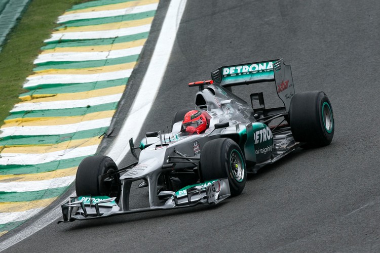 Schumacher walczy o życie. Miał wylew krwi do mózgu. Jest w śpiączce