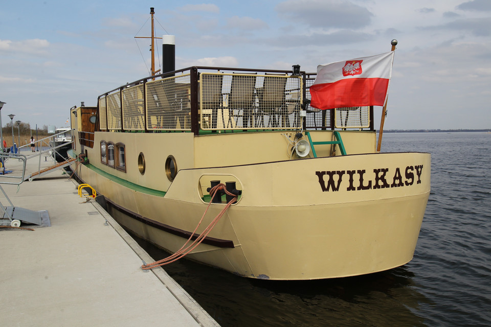 GIŻYCKO LOEWENTIN NAJSTARSZY STATEK NA MAZURACH