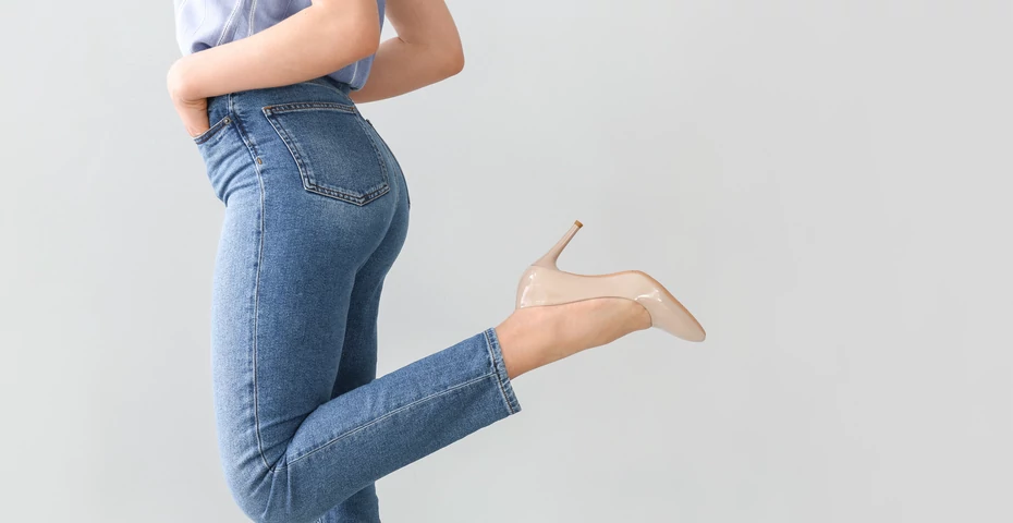 Moda na jeans! Jak wybrać jeansy idealne?