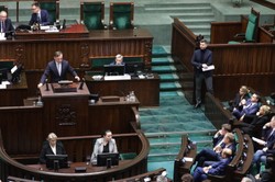 Aborcyjne wahadło wychyla się w stronę liberalizacji. Sondaż dla DGP i RMF FM