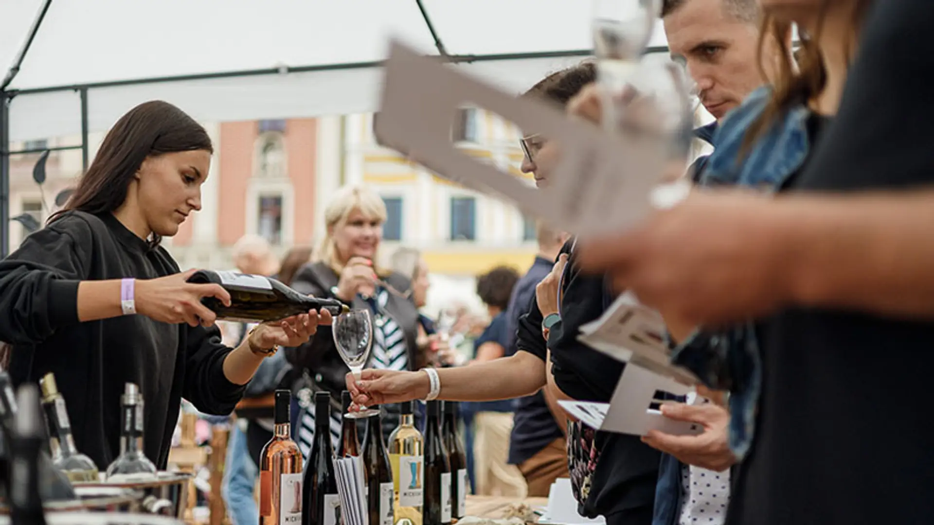 Na festiwalu w Zamościu będzie można spróbować win z Polski. Zamojskie Winogranie zaprasza