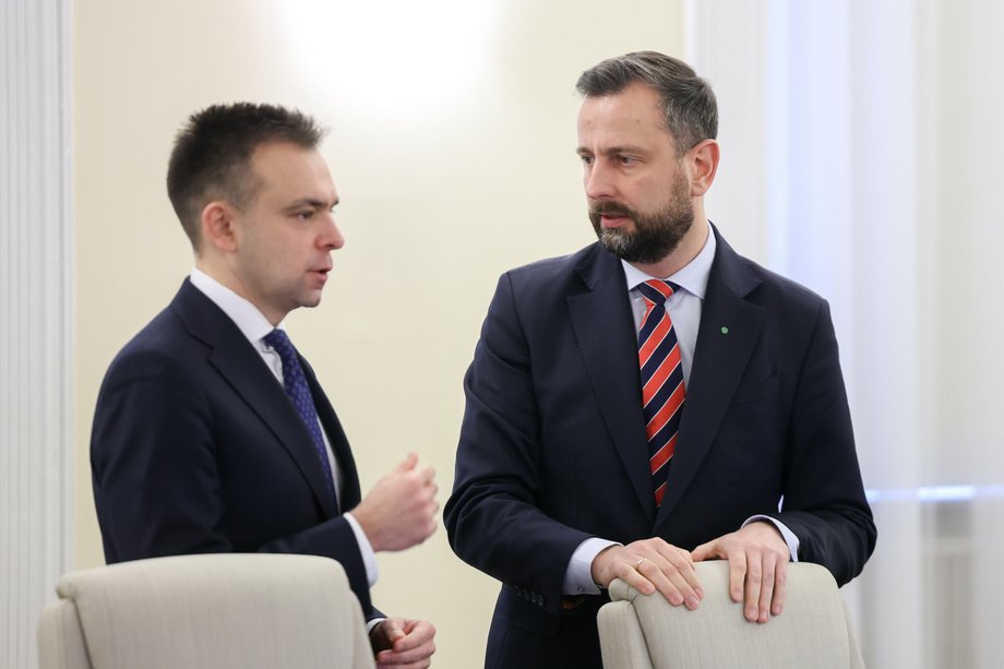 Szef resortu finansów Andrzej Domański i wicepremier, minister obrony narodowej Władysław Kosiniak-Kamysz