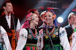 Tradycja i... internet. Zobacz, gdzie oglądać w sieci jubileuszowy koncert Mazowsza