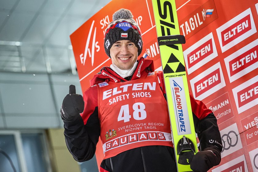 Kamil Stoch (34 l.) mógł cieszyć się jedynie w sobotę, kiedy zajął piąte miejsce. W niedzielę był 33.