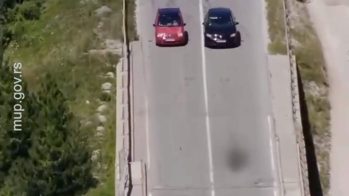 Dron iz vazduha razotkrio bahate vozače
