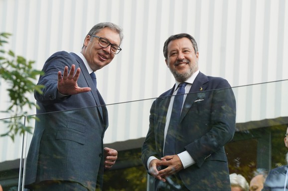 "ZA BOLJI ŽIVOT GRAĐANA SRBIJE I ITALIJE" Vučić se oglasio nakon sastanka sa ministrom Mateom Salvinijem: "Uveren sam da ćemo nastaviti da razvijamo partnerstvo" (FOTO)