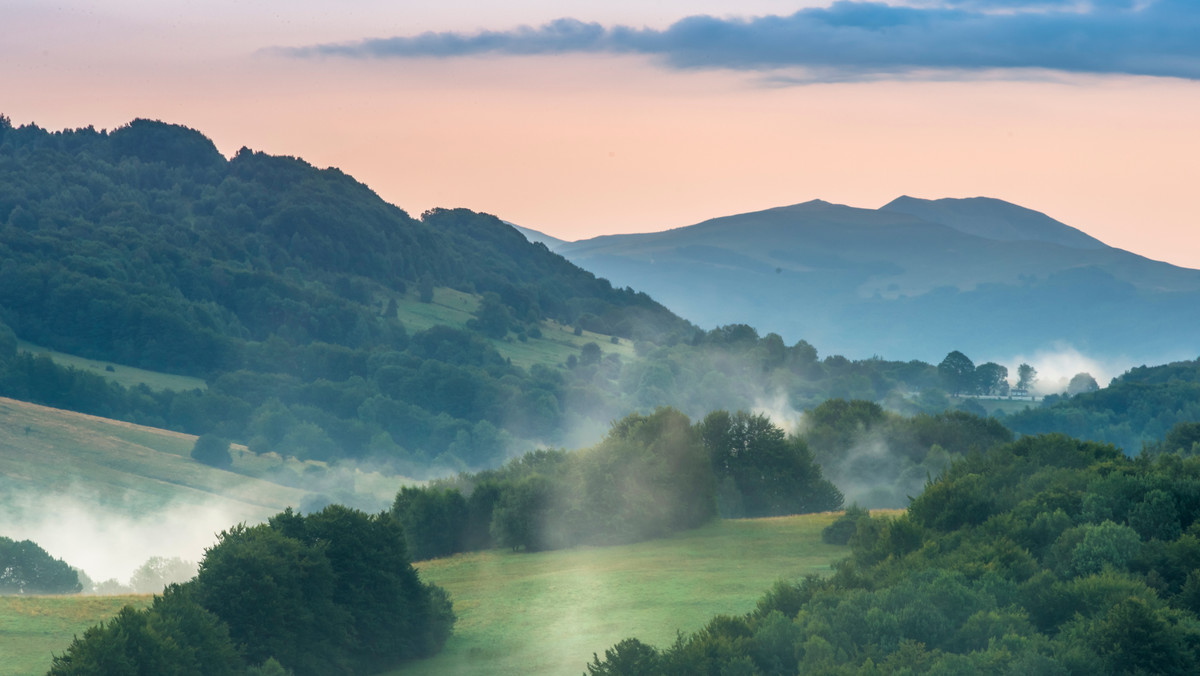 Bieszczady: szlaki rozmoknięte, miejscami pokryte śniegiem