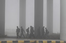 Delhi, lotnisko we mgle
