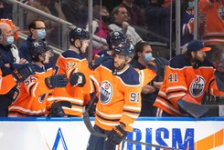 NHL. Hokeiści Edmonton Oilers pewni występu w fazie play-off