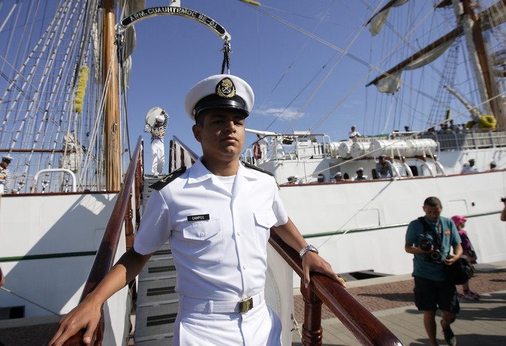 Żaglowiec ARM Cuahtemoc zawinął do portu w Gdyni