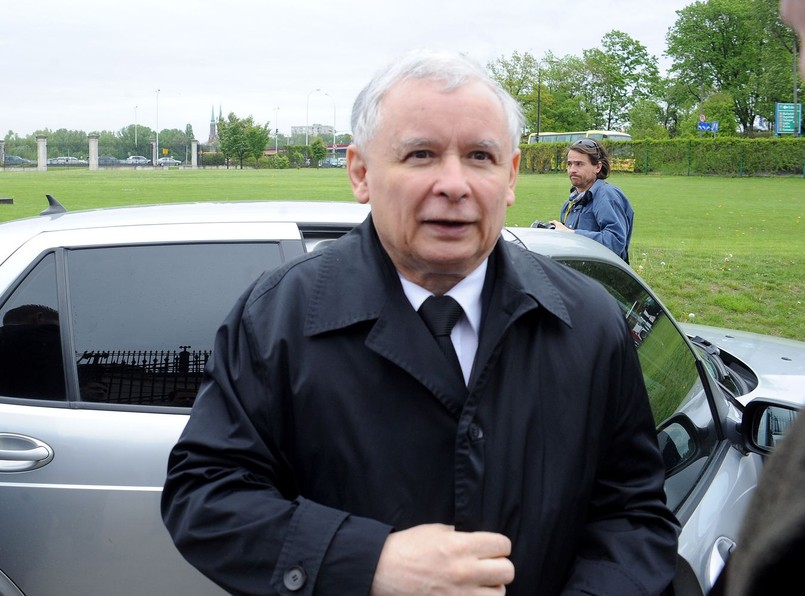 Jarosław Kaczyński pozbył się auta. Ale PiS zaliczył wpadkę