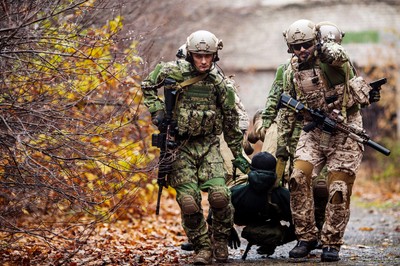 NATO po cichu szykuje ewakuację. Ranni na wojnie z Rosją nie zostaną w Polsce