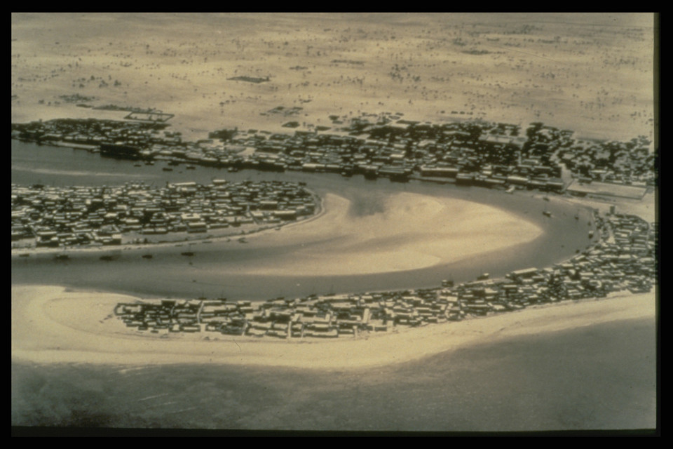 Dubaj na początku lat 50. XX w. był jeszcze niewielką osadą