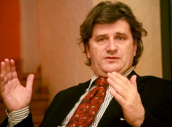 Palikot: PZPN to burdel