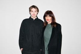 UHAPŠEN SIN HELENE KRISTENSEN Bivša devojka ga optužila da ju je NAPAO: "Hvatao me za vrat i UDARAO PESNICOM", određena mu ZABRANA PRILASKA