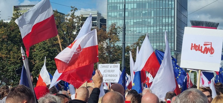 Wiec 4 czerwca w Warszawie. Utrudnienia w ruchu, inaczej pojadą autobusy i tramwaje