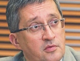 Coraz więcej firm zbiera elektrośmieci