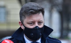 KO krytykuje program szczepień. Dworczyk: Część opozycji zrobiła sobie teatr polityczny